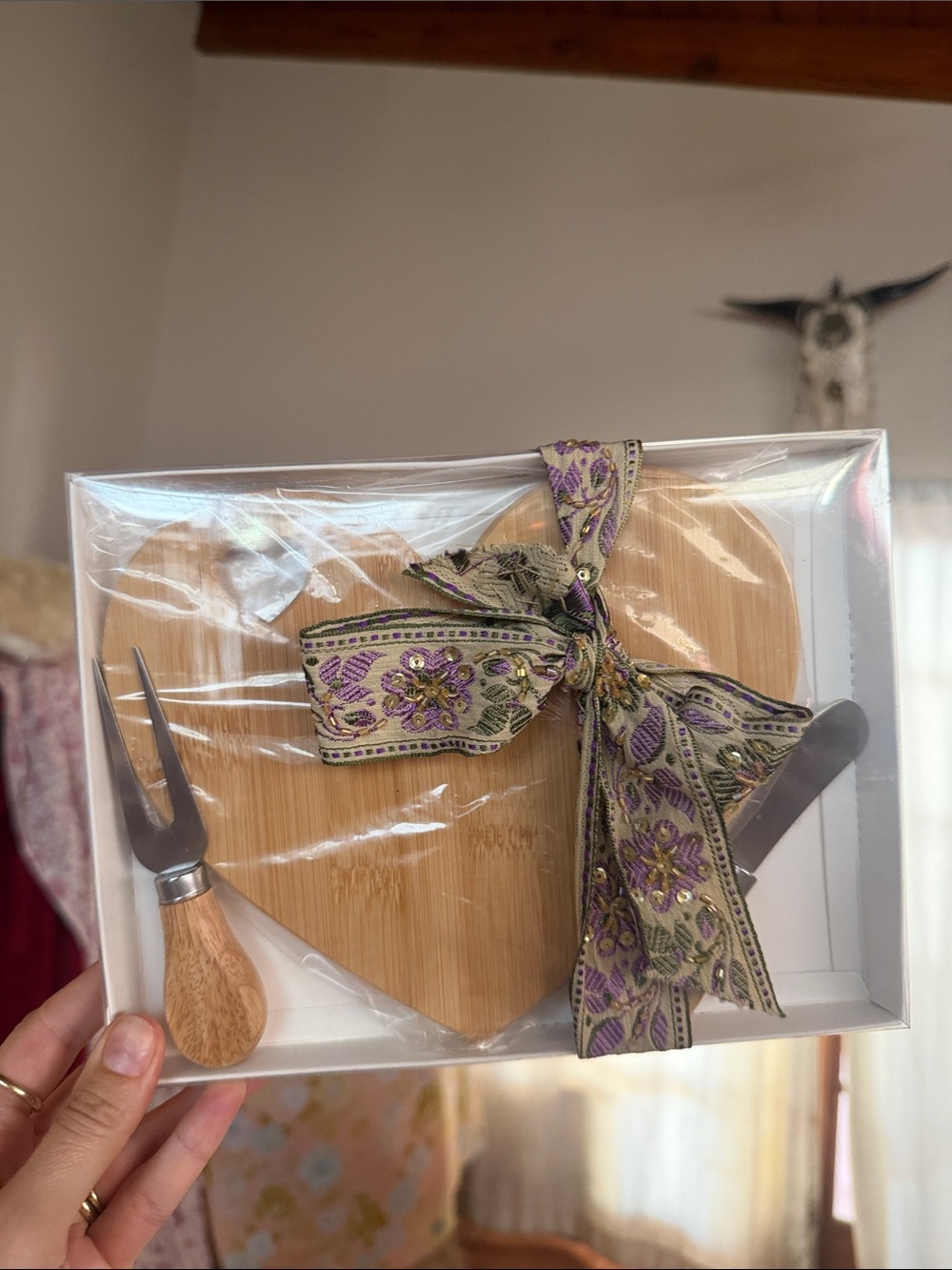 Cute heart cheese board and knife gift set with Vtg ribbon.